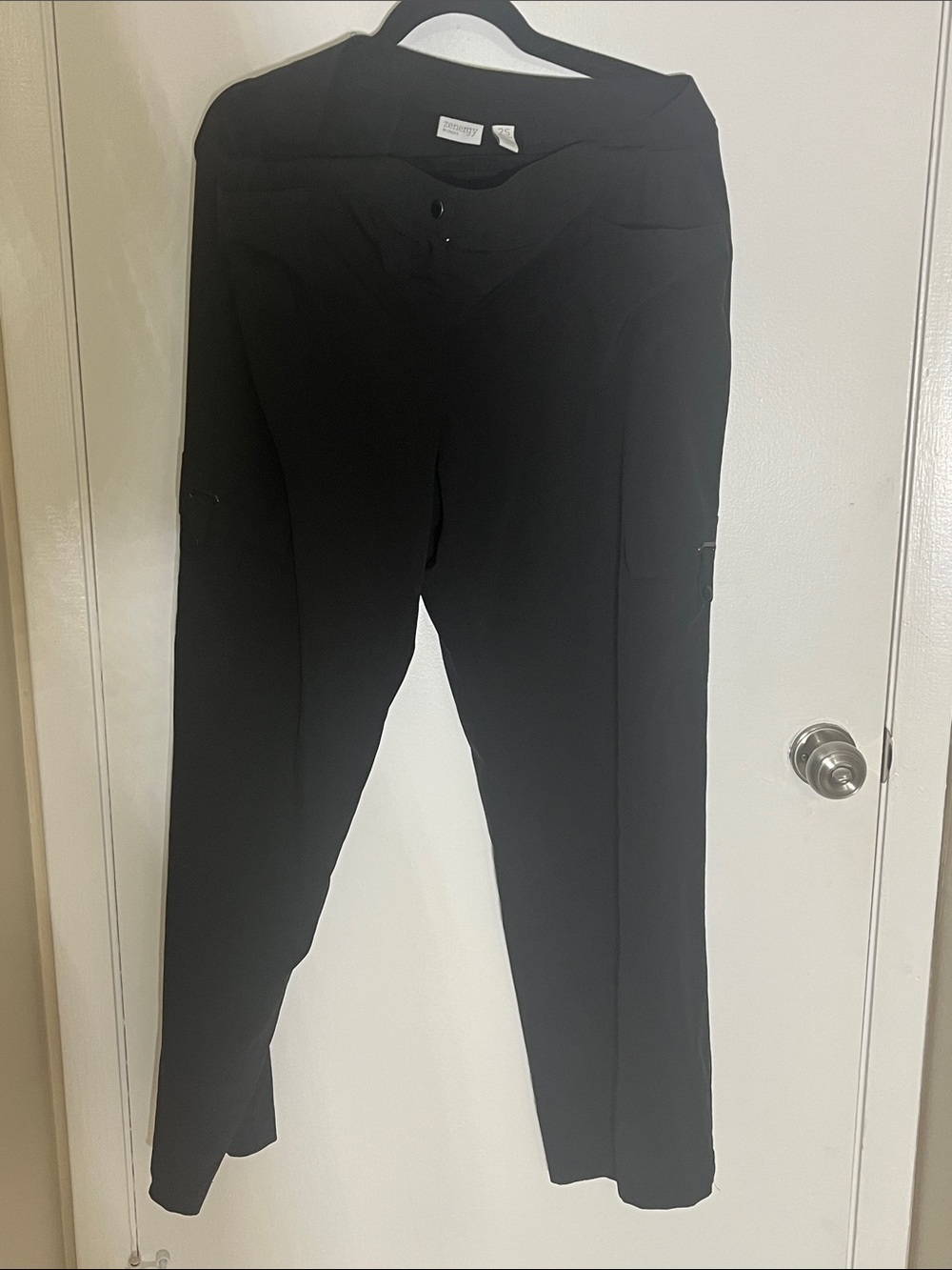 Chico's Zynergy Black Women's Cargo Pants - Straight Leg
